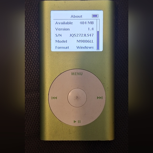 Apple iPod Mini 2nd Generation 4GB Green - Picture 5 of 5